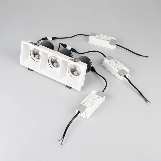 Фото #5 товара Светильник MS-FLOW-BUILT-S230x85-3x6W Day4000 (WH, 55 deg, 230V) (Arlight, IP20 Металл, 5 лет)